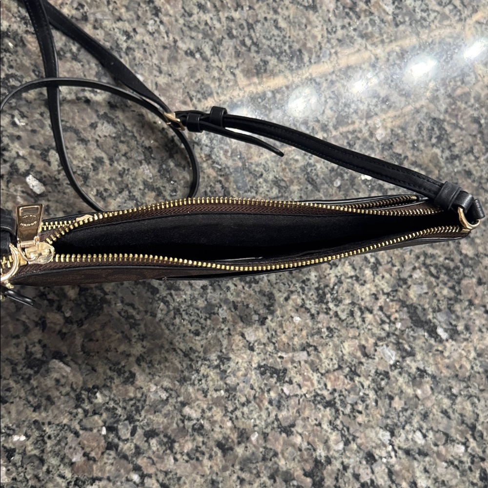 Coach Crossbody - Picture 3 of 3